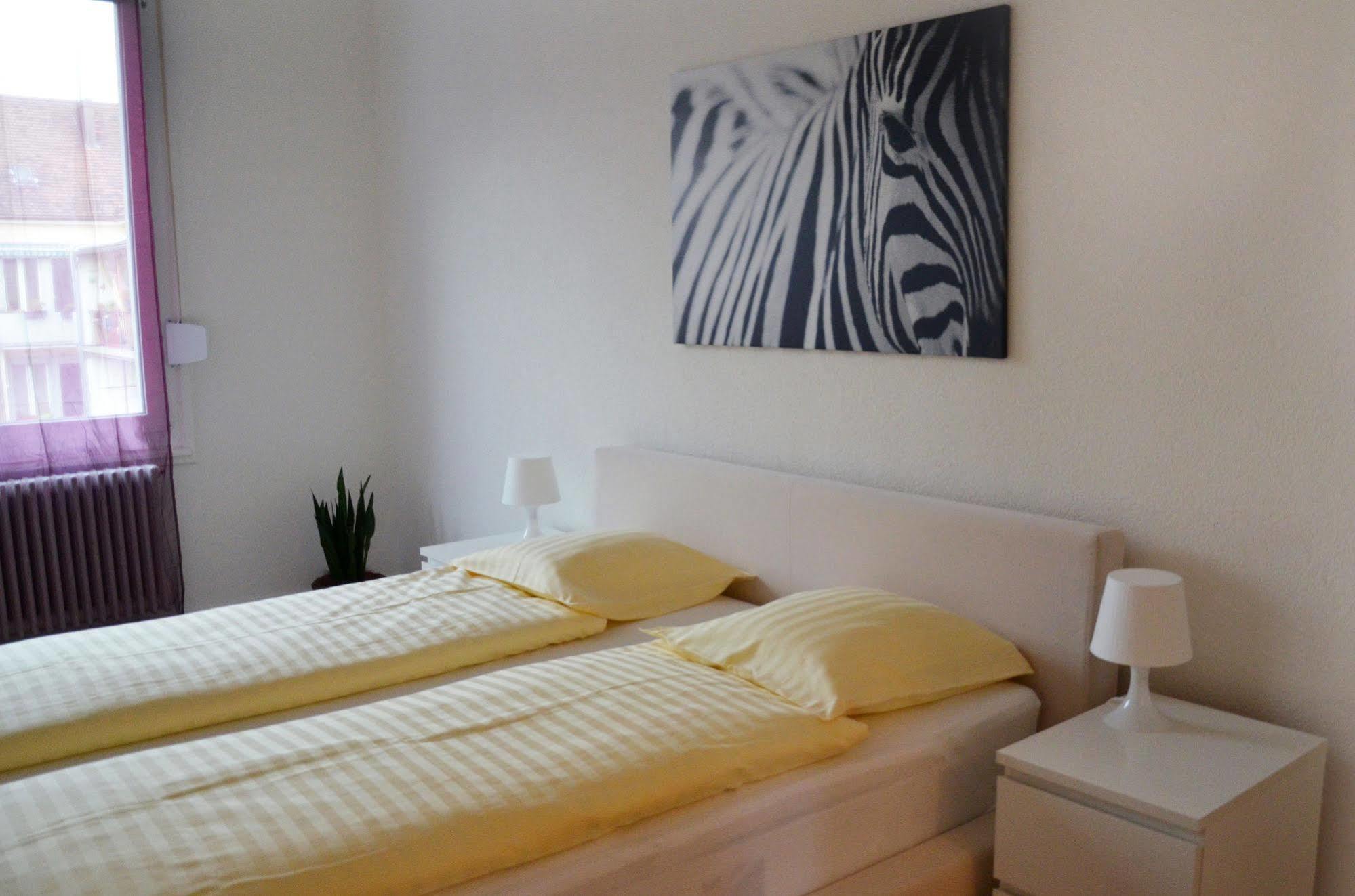 Rent A Home Landskronstrasse - Self Check-In Basilea Esterno foto